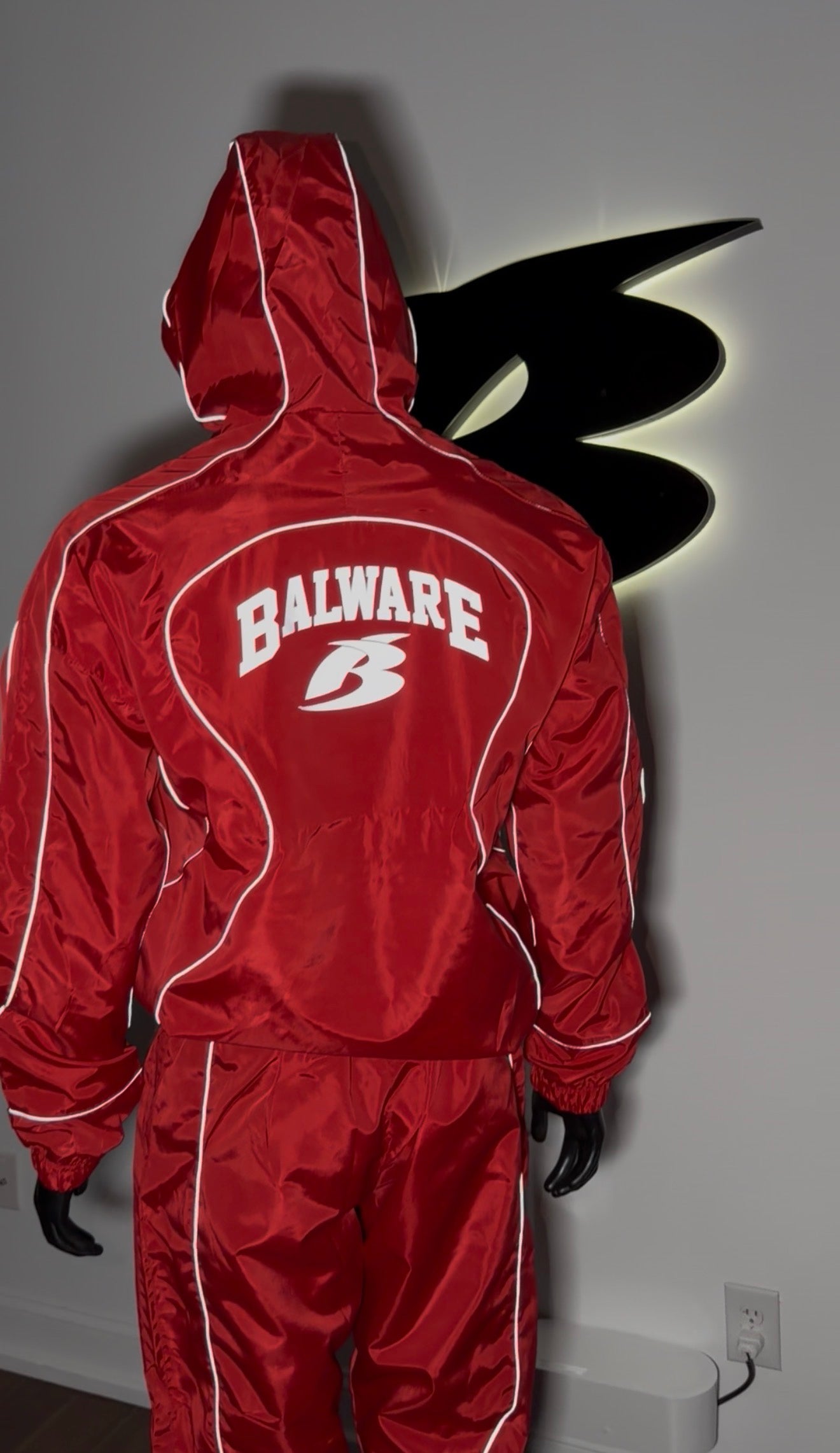 BALWARE Reflective Sets